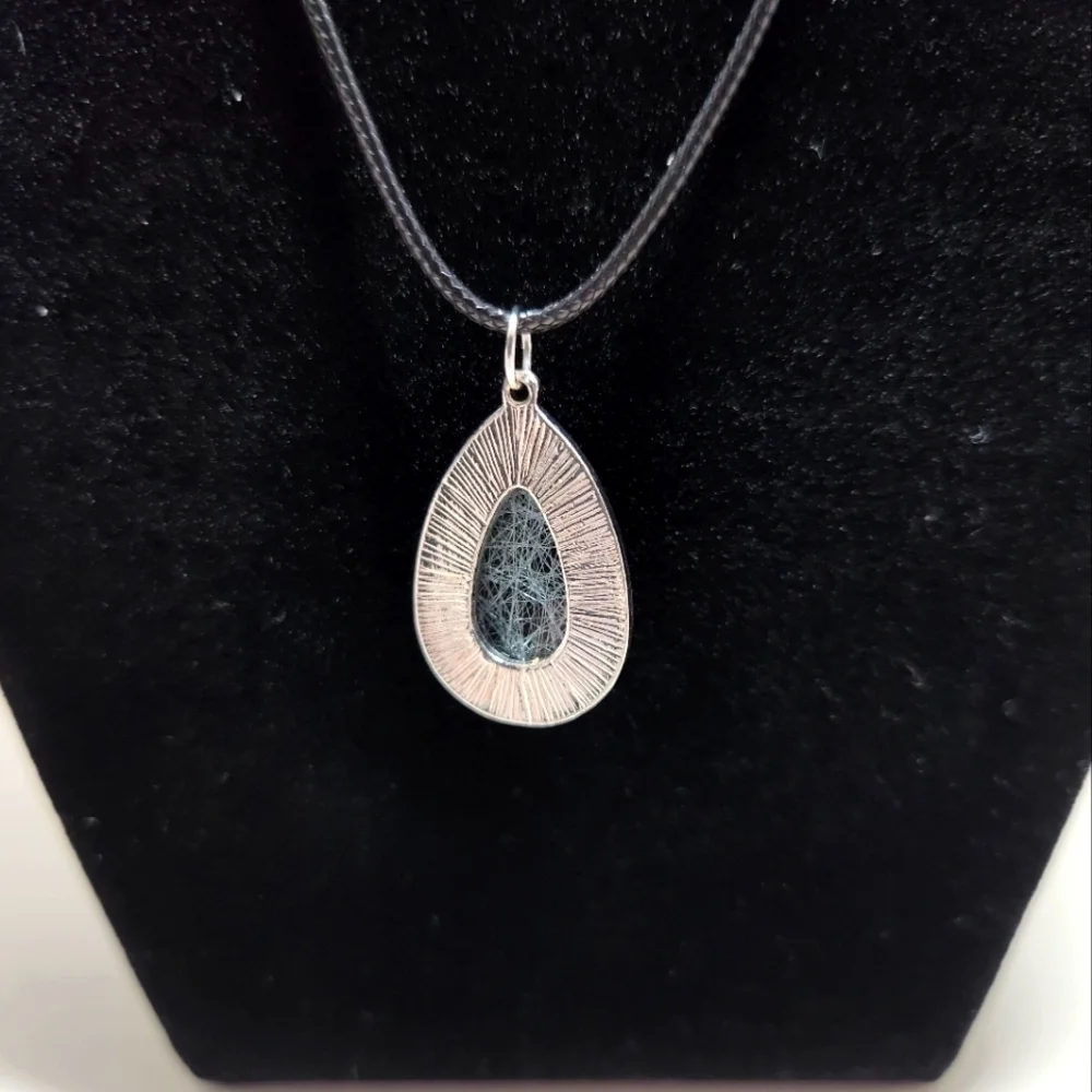 Source Unknown fun necklace